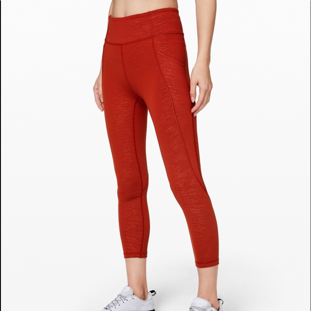 Lululemon TIME TO SWEAT CROP *23"